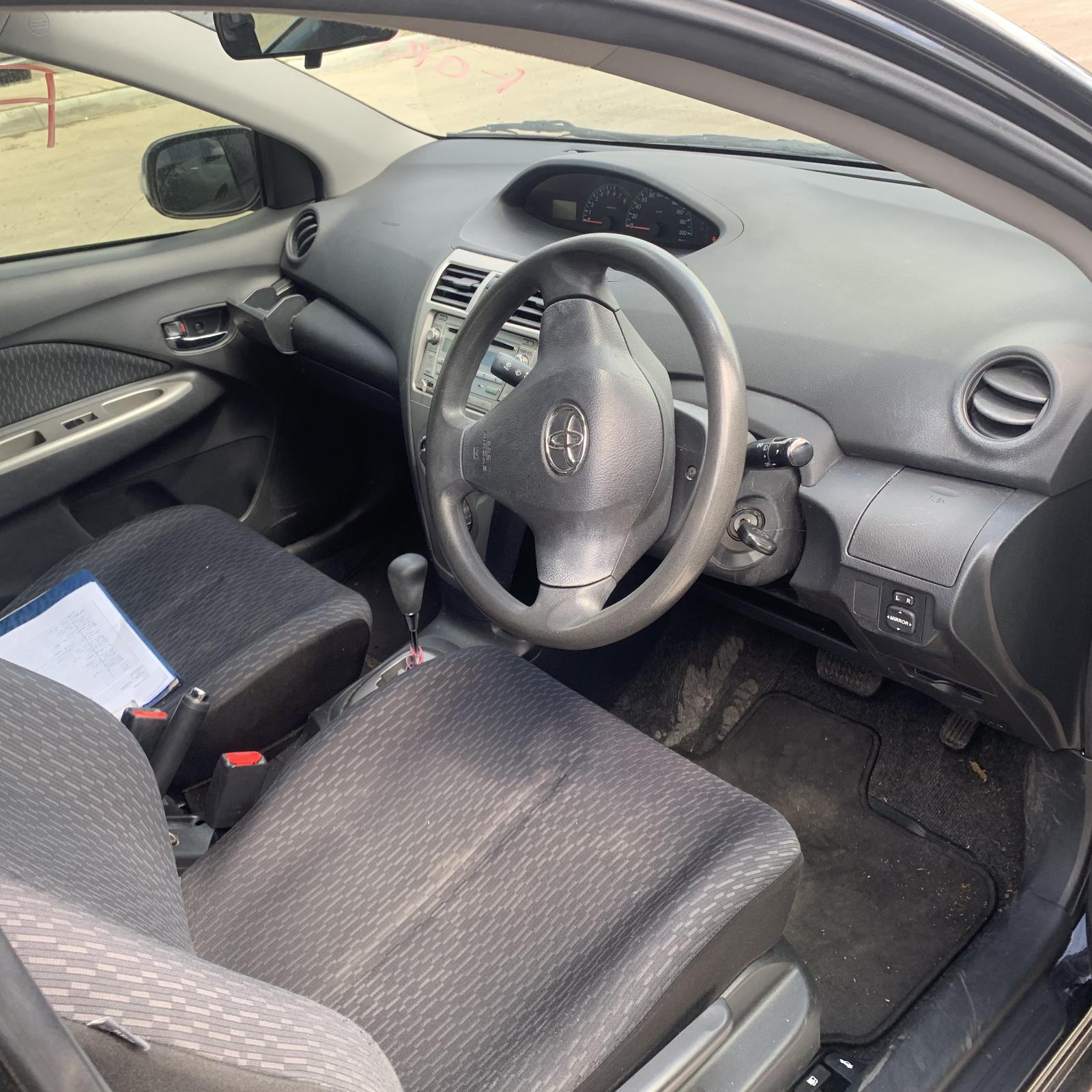 View Auto part Right Indicator/Fog/Side Toyota Yaris 2012