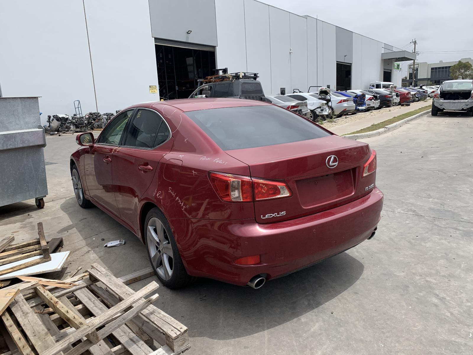 Rear Garnish Is250/is250c Lexus 2011