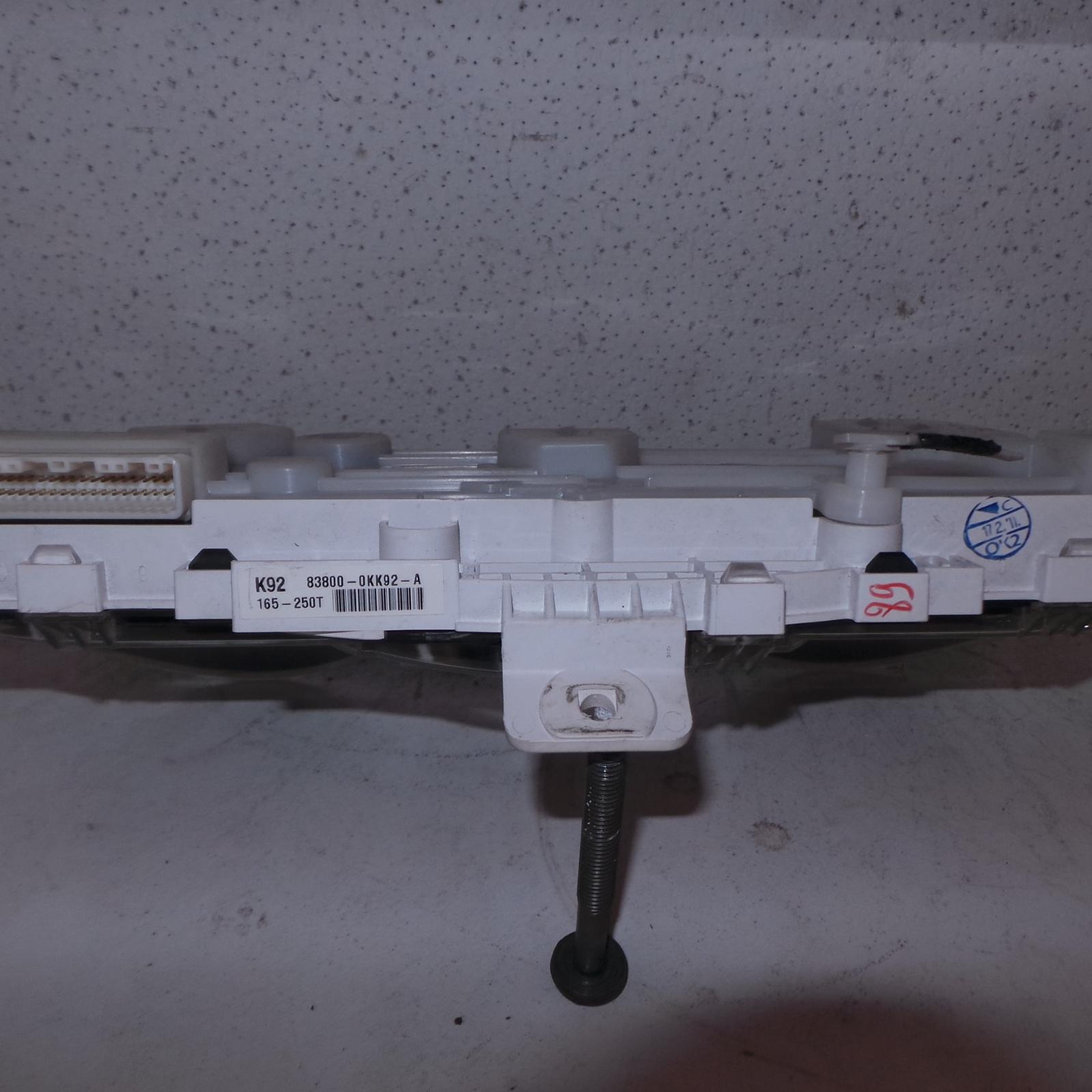 View Auto part Instrument Cluster Toyota Hilux 2010