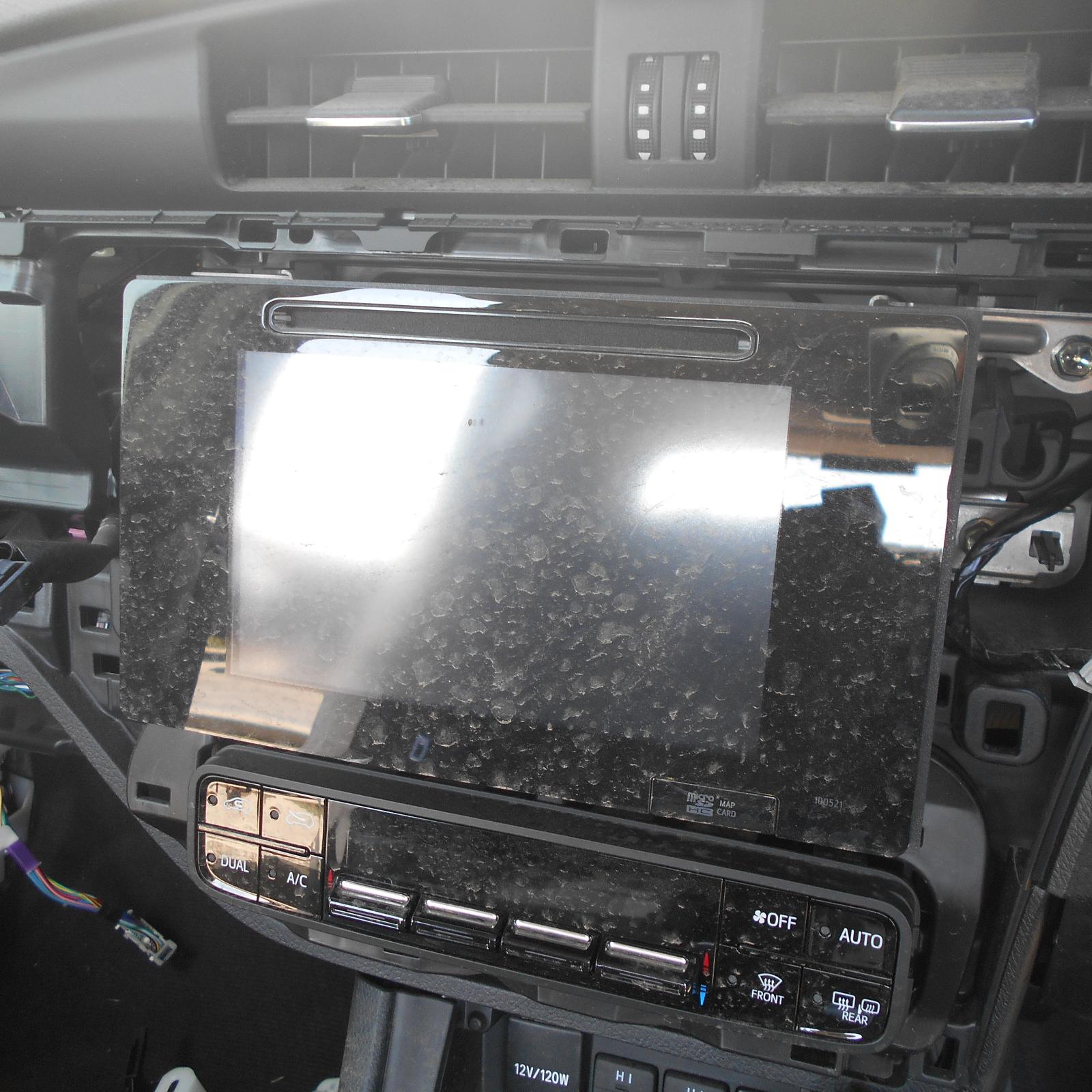 View Auto part Radio/Cd/Dvd/Sat/Tv Toyota Corolla 2015