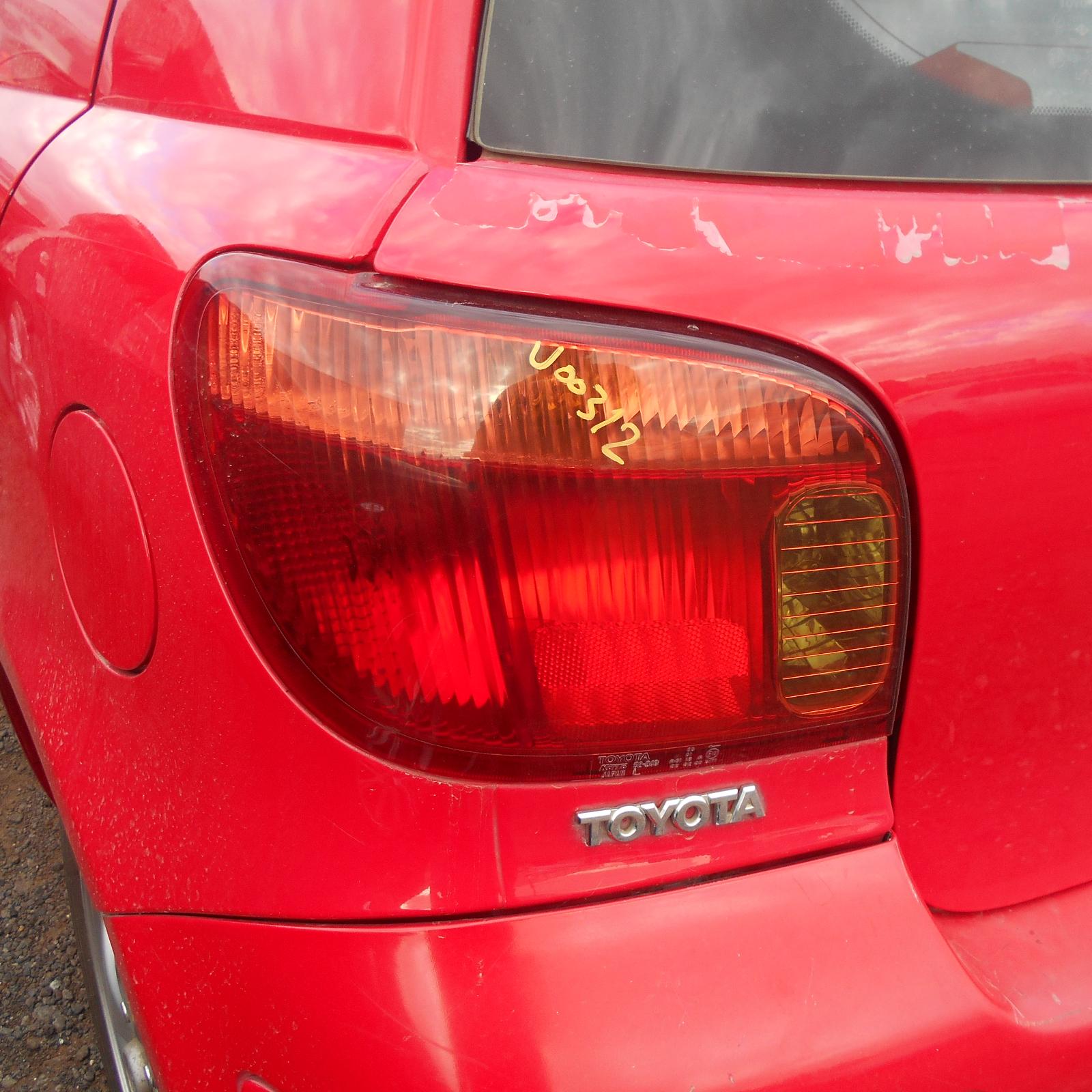 View Auto part Left Taillight Toyota Echo 2005