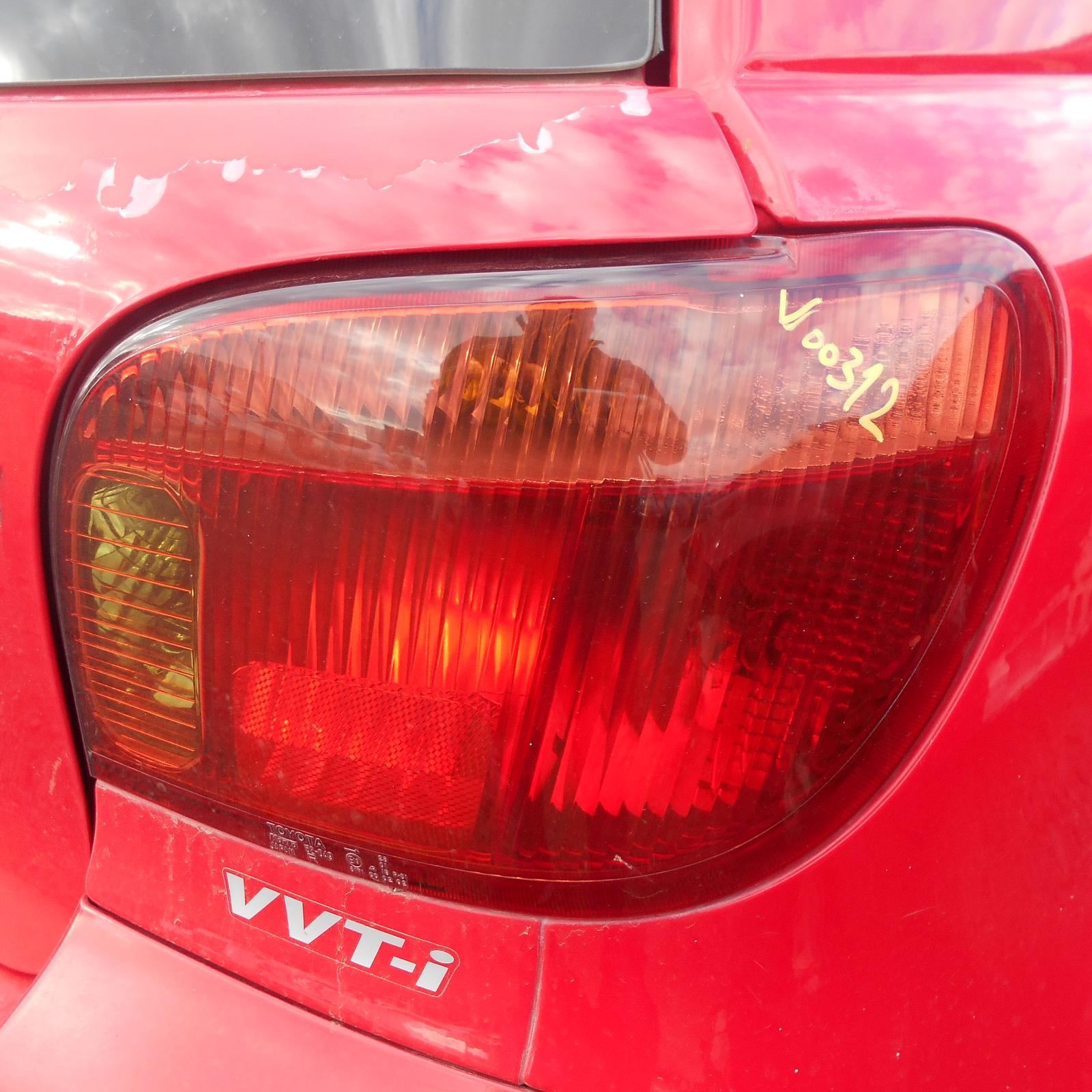 View Auto part Right Taillight Toyota Echo 2005