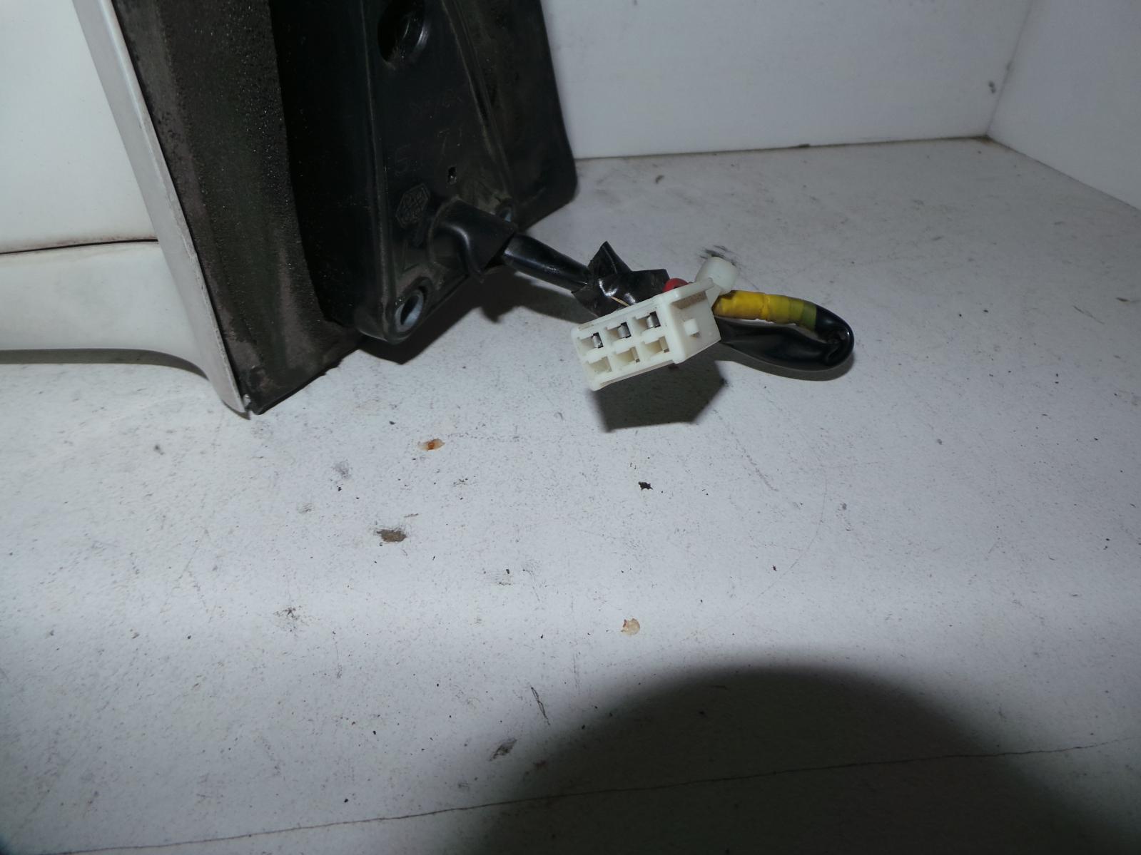 View Auto part Left Door Mirror Toyota Rav4 1999