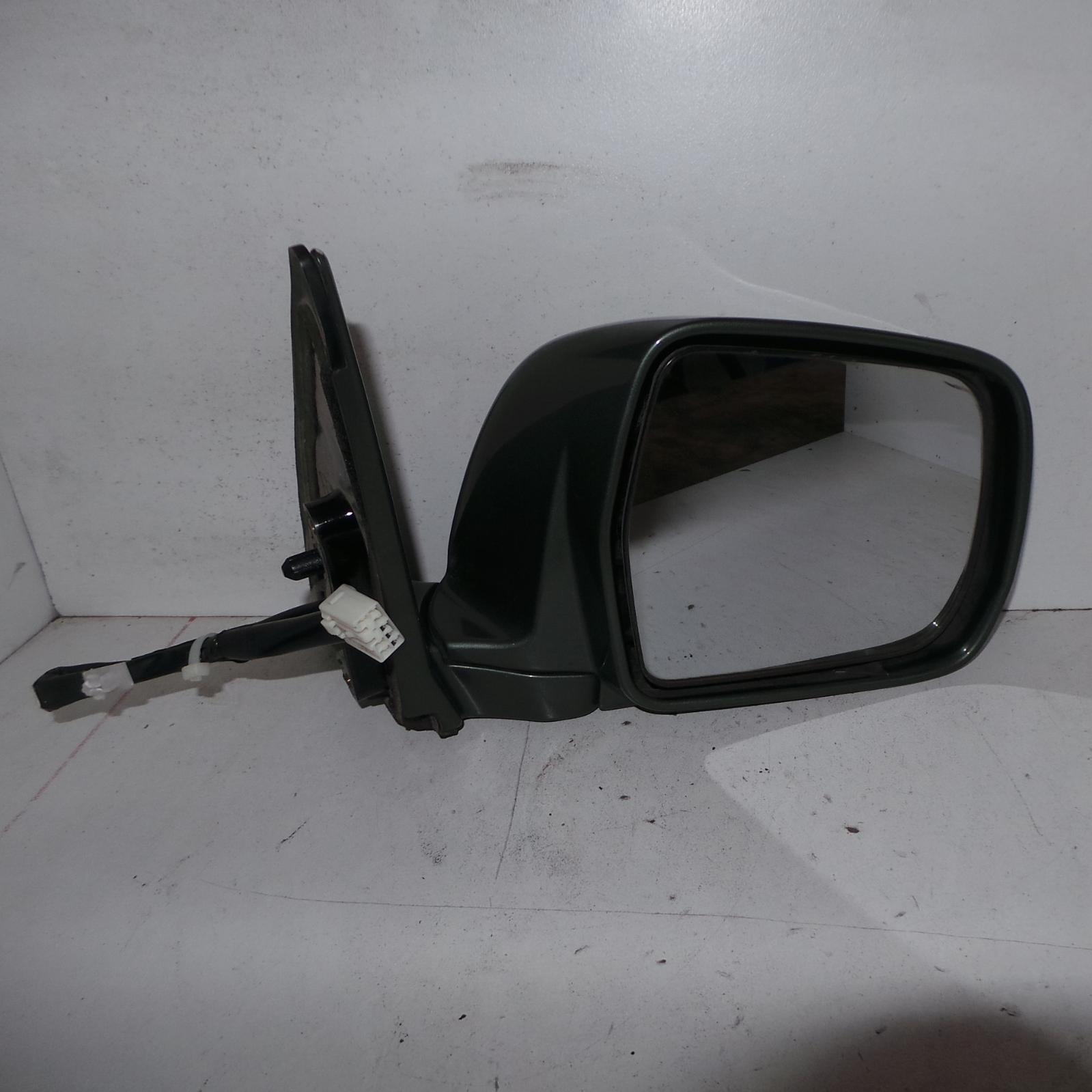 View Auto part Right Door Mirror Toyota Kluger 2002