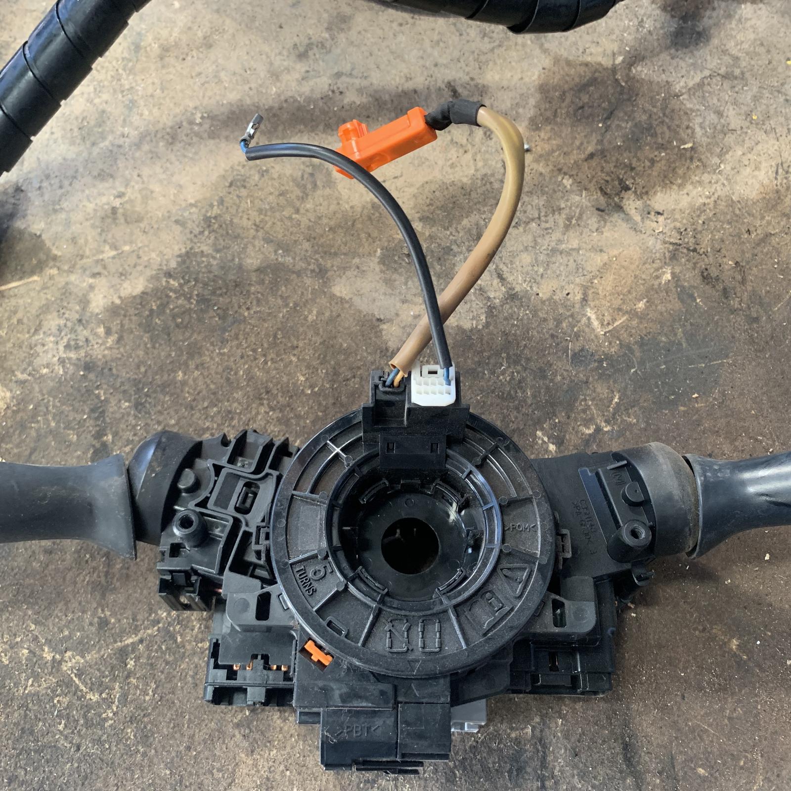 View Auto part Airbag Module/Sensor Toyota Yaris 2009