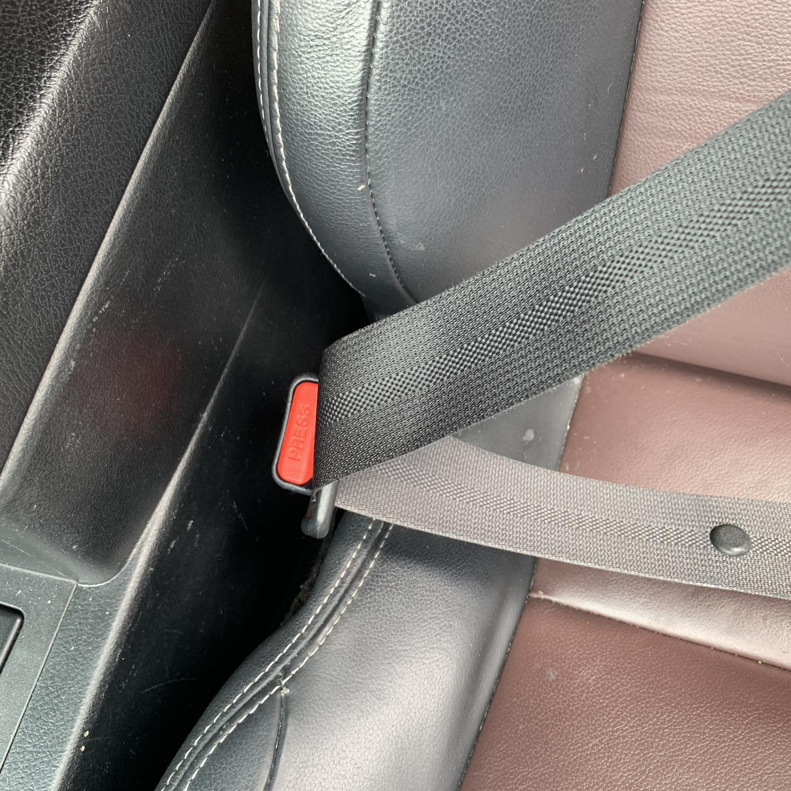 View Auto part Seatbelt/Stalk Toyota Aurion 2013