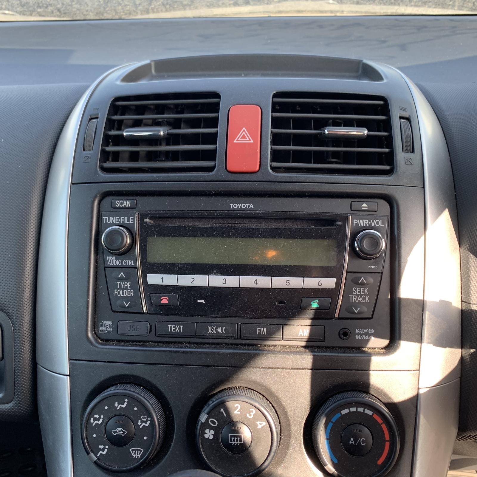 View Auto part Radio/Cd/Dvd/Sat/Tv Toyota Corolla 2011