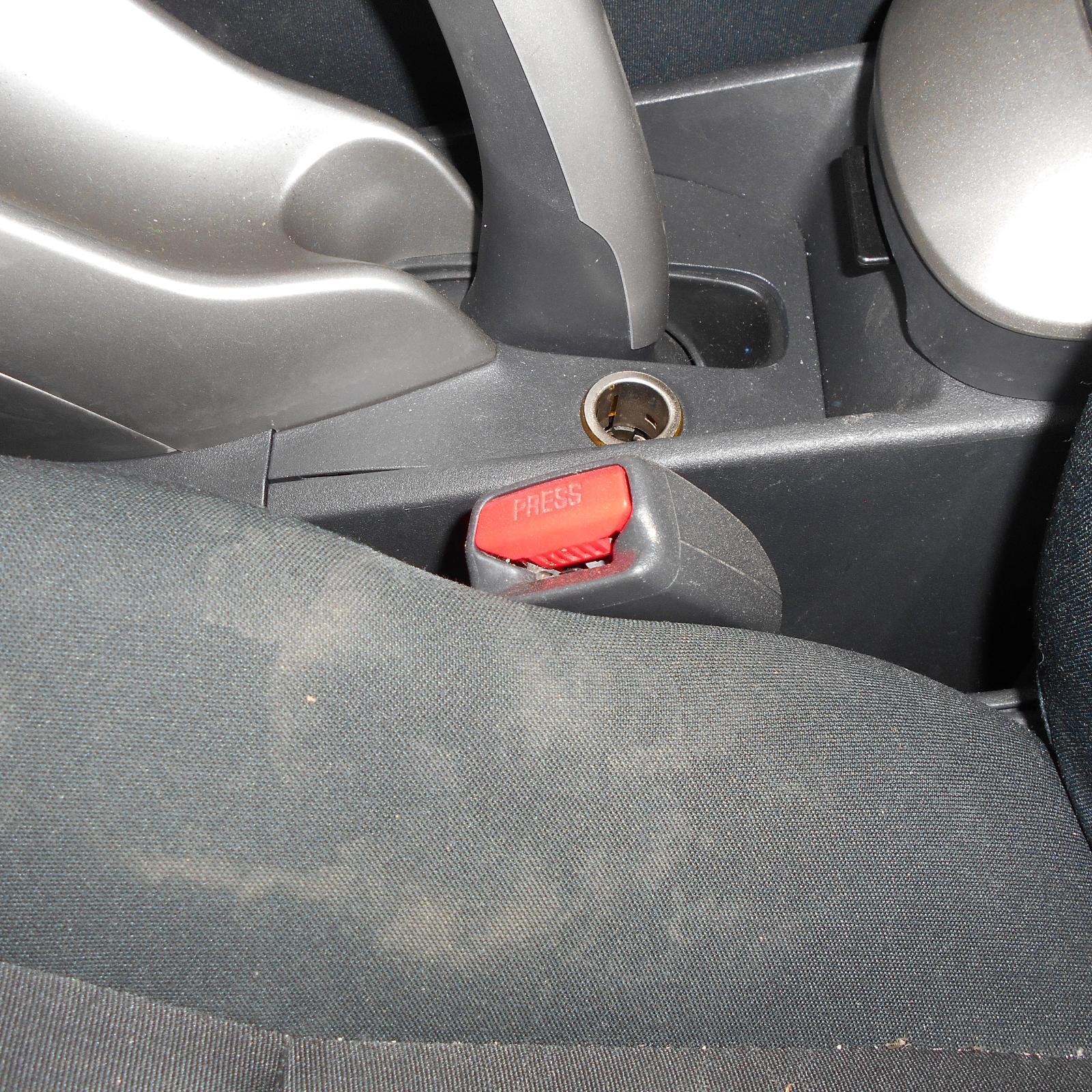 View Auto part Seatbelt/Stalk Toyota Corolla 2011
