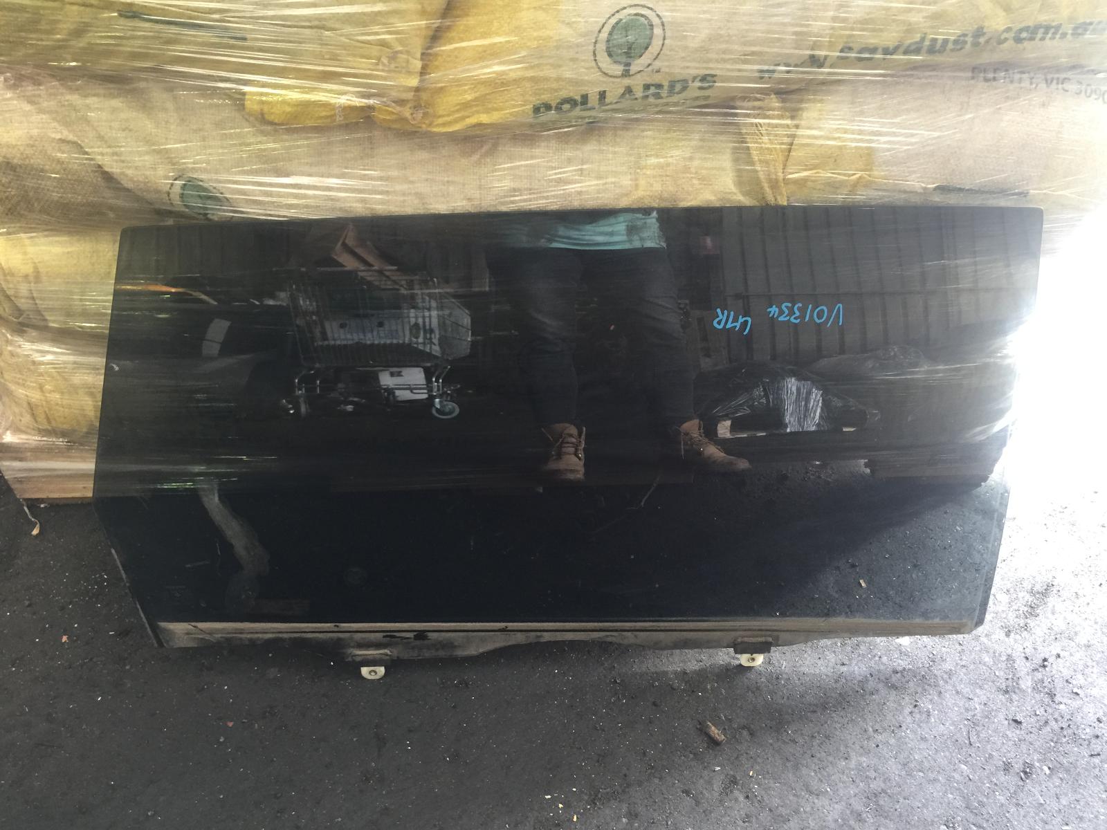 View Auto part Right Rear Door Window Toyota Avensis 2002
