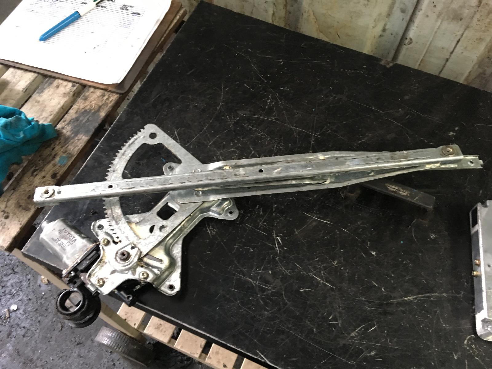 View Auto part Left Front Window Reg/Motor Toyota Camry 2005