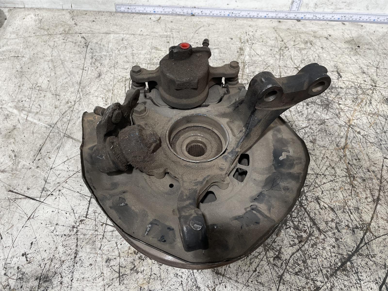 View Auto part Right Front Hub Assembly Toyota Tarago 2004