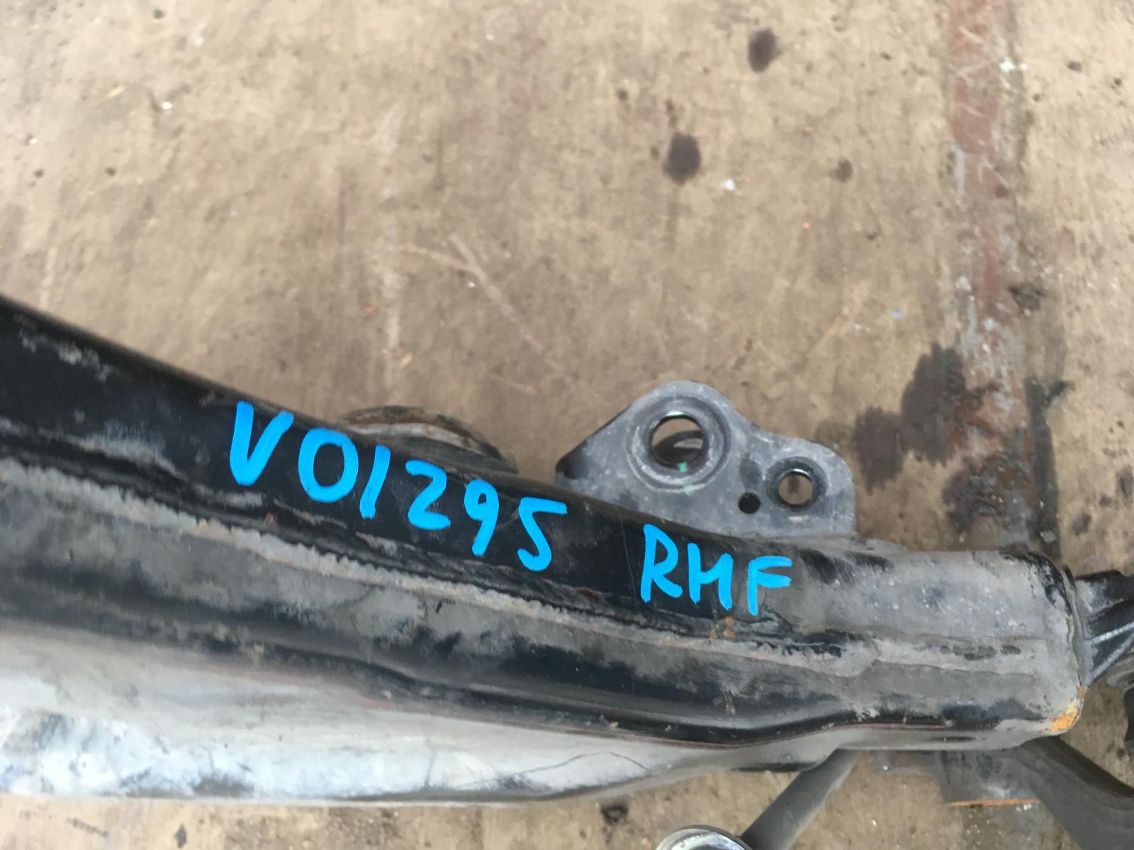 View Auto part Right Front Lower Control Arm Toyota Hilux 2010