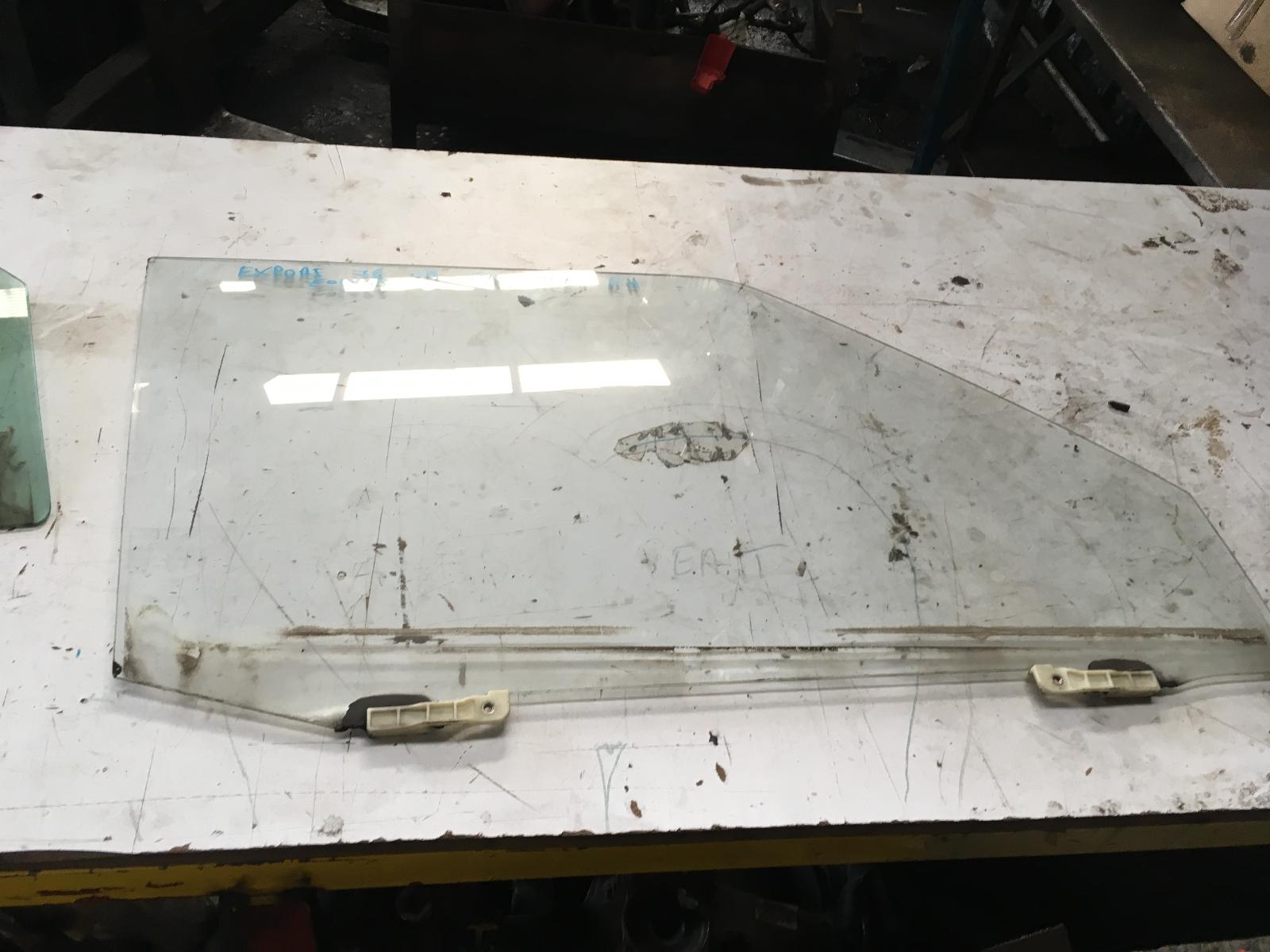 View Auto part Right Front Door Window Toyota Townace 1993