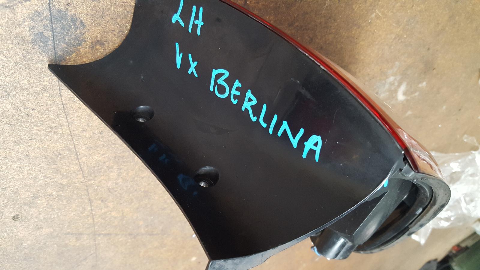 2001 Holden Commodore Left Taillight View Auto part Left Taillight Holden Commodore 2001