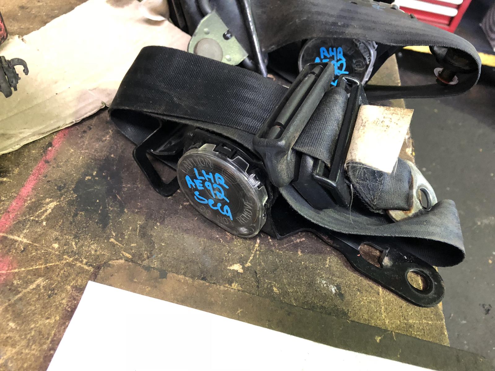 View Auto part Seatbelt/Stalk Toyota Corolla 1990