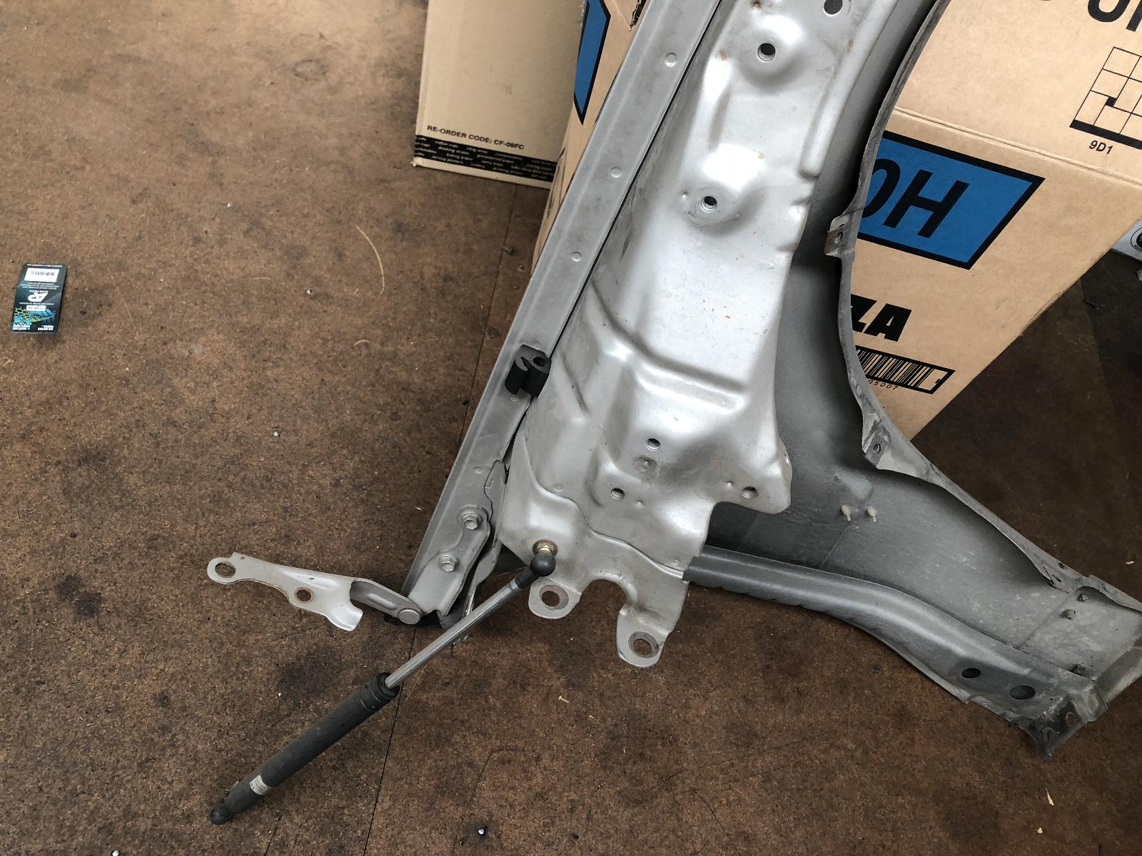 View Auto part Left Guard Toyota Crown 1985