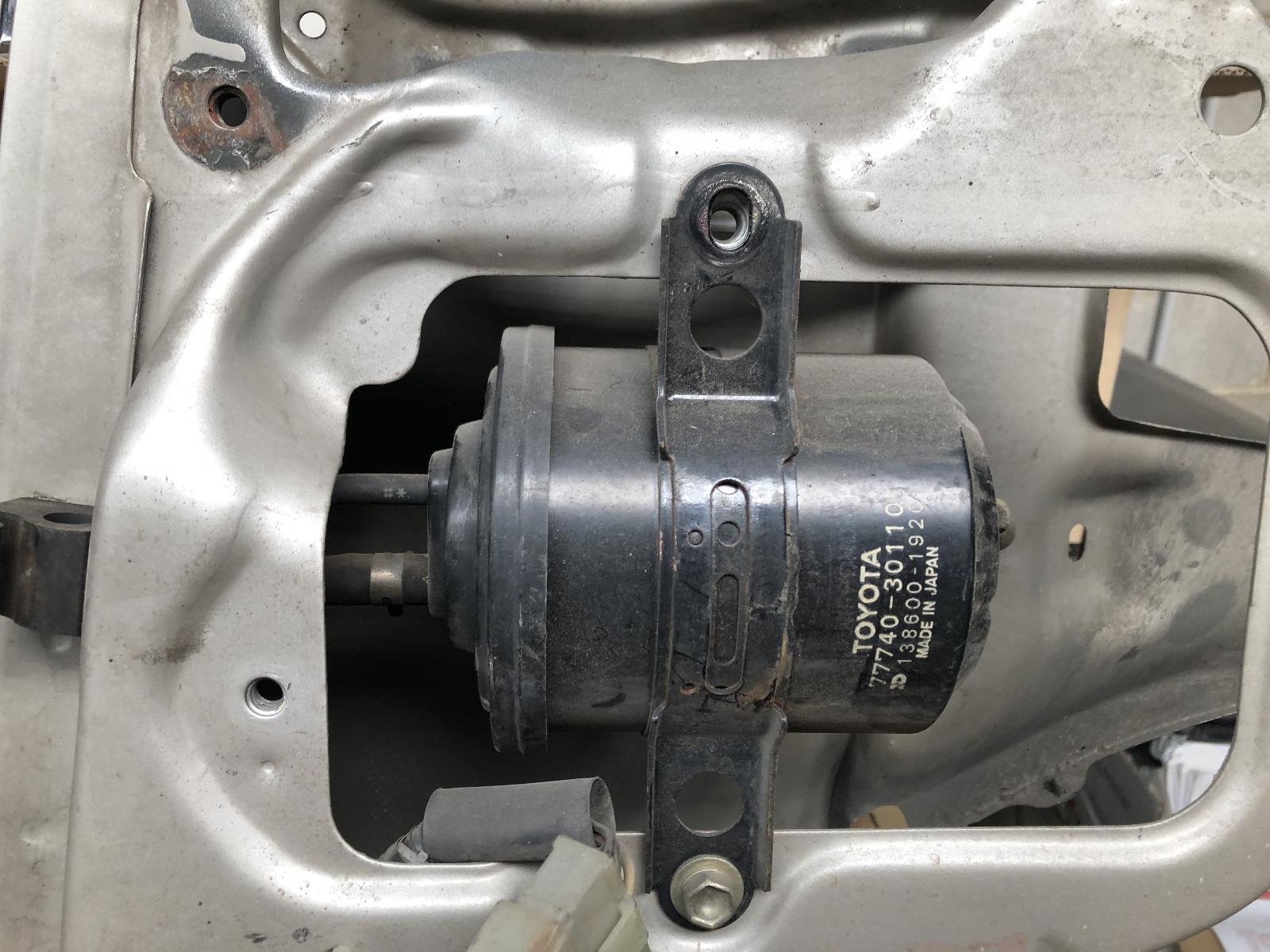 View Auto part Left Guard Toyota Crown 1985