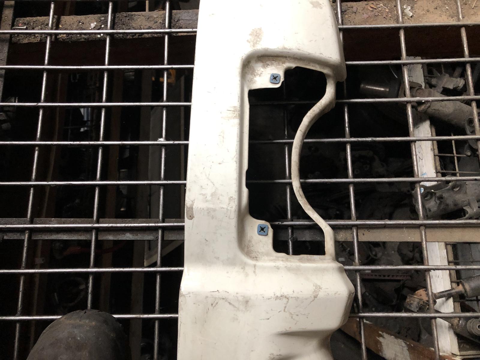 View Auto part Right Guard Toyota Liteace 1986