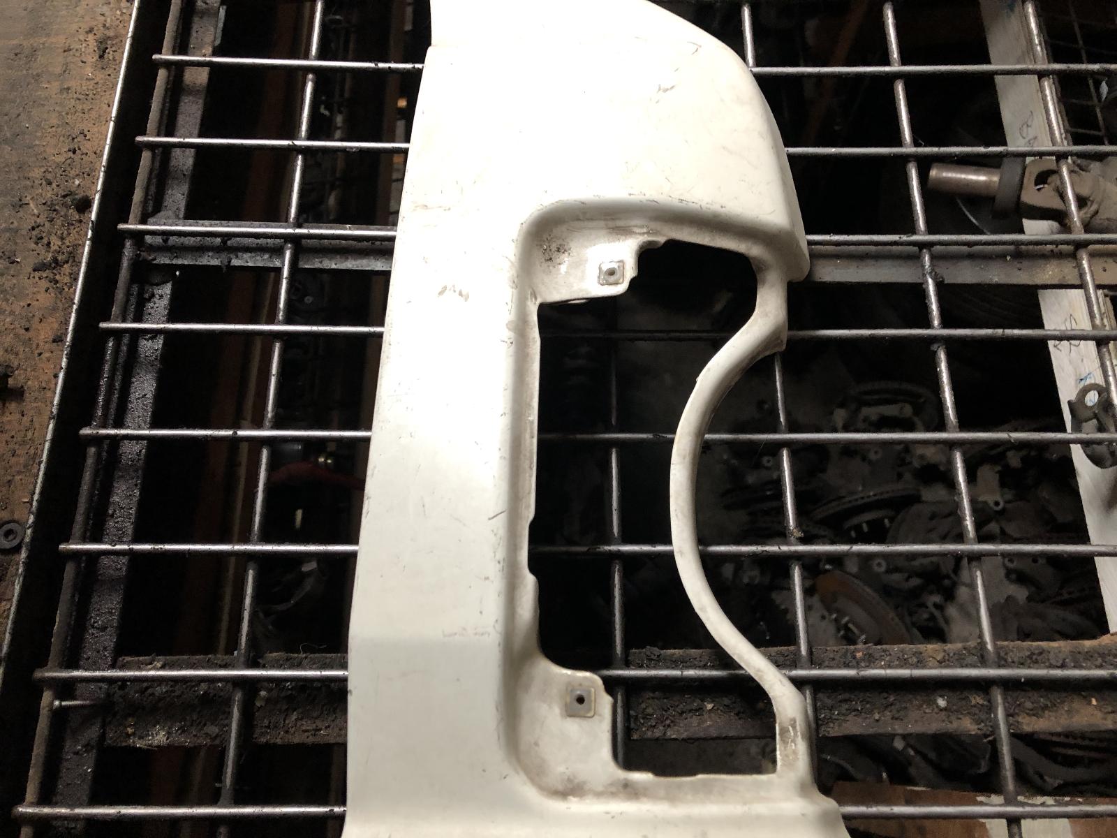 View Auto part Right Guard Toyota Liteace 1986