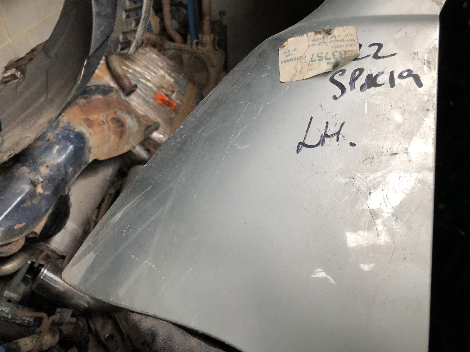 View Auto part Left Guard Toyota Spacia 1996