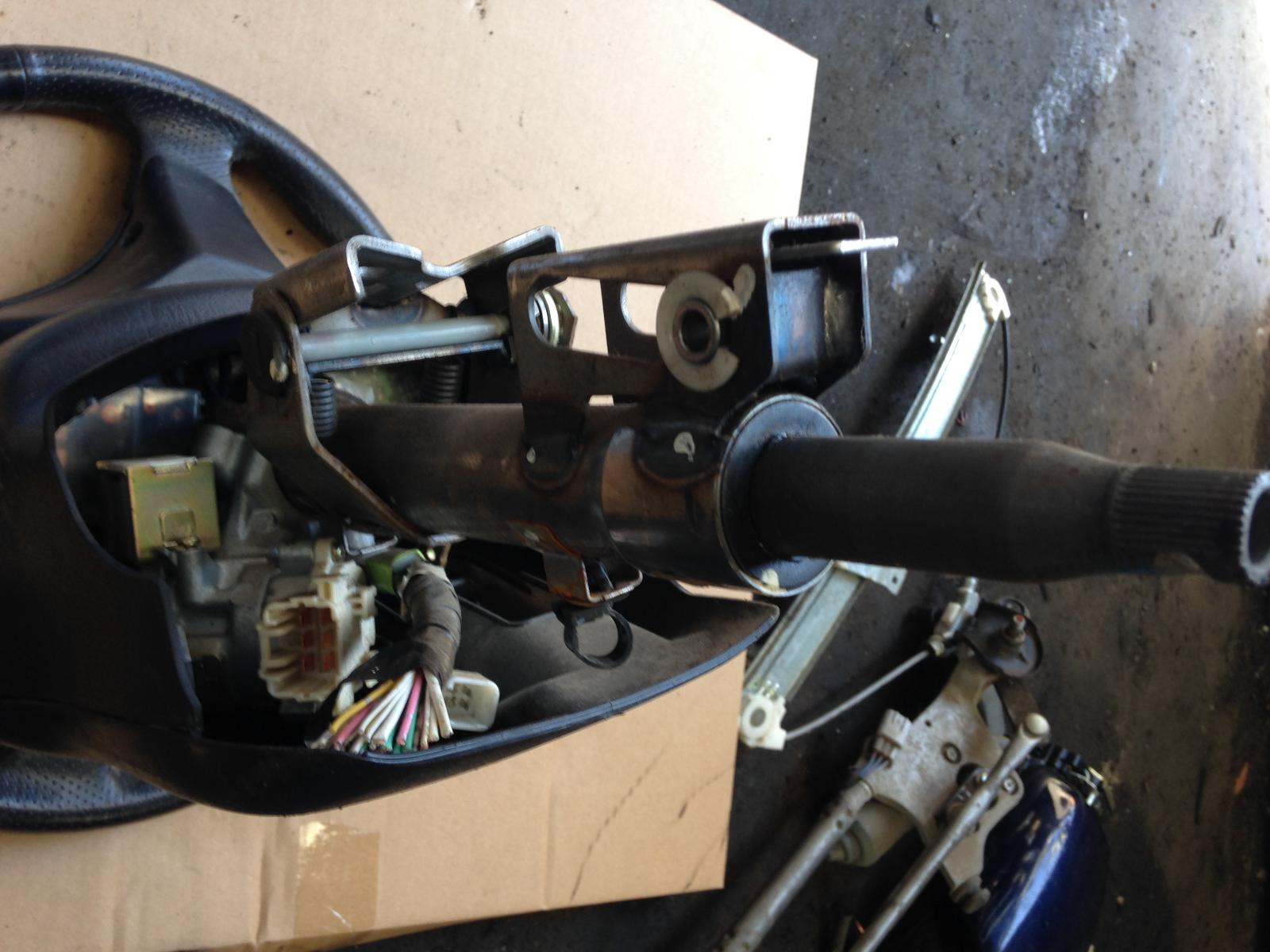 View Auto part Steering Column Toyota Rav4 2001