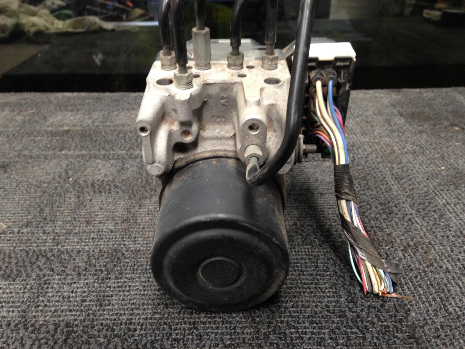 View Auto part Abs Pump/Modulator Lexus Rx Series 2003