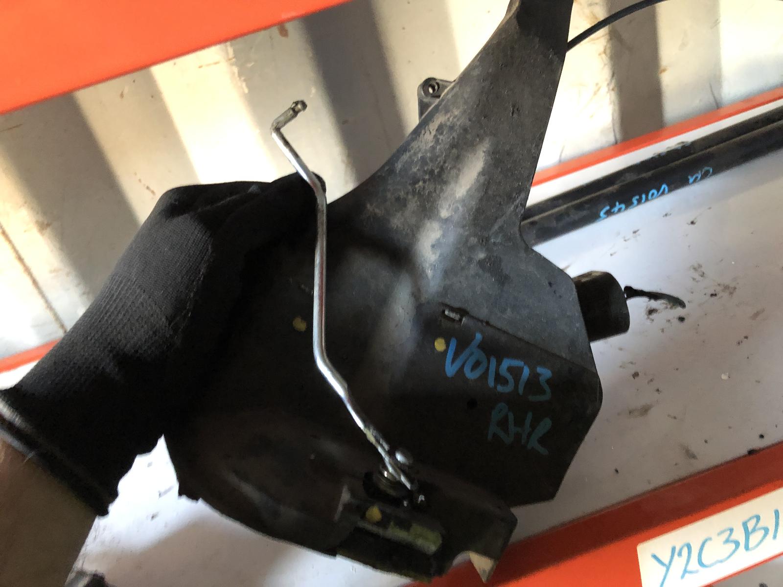 View Auto part Door/Boot/Gate Lock Toyota Rav4 2001