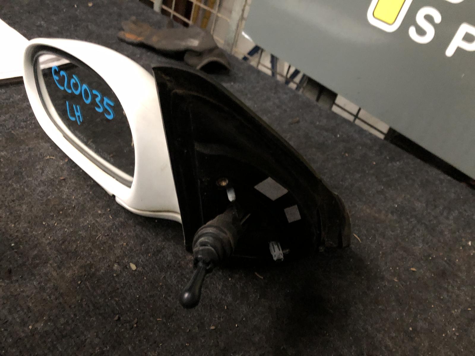 View Auto part Left Door Mirror Kia Rio 2002