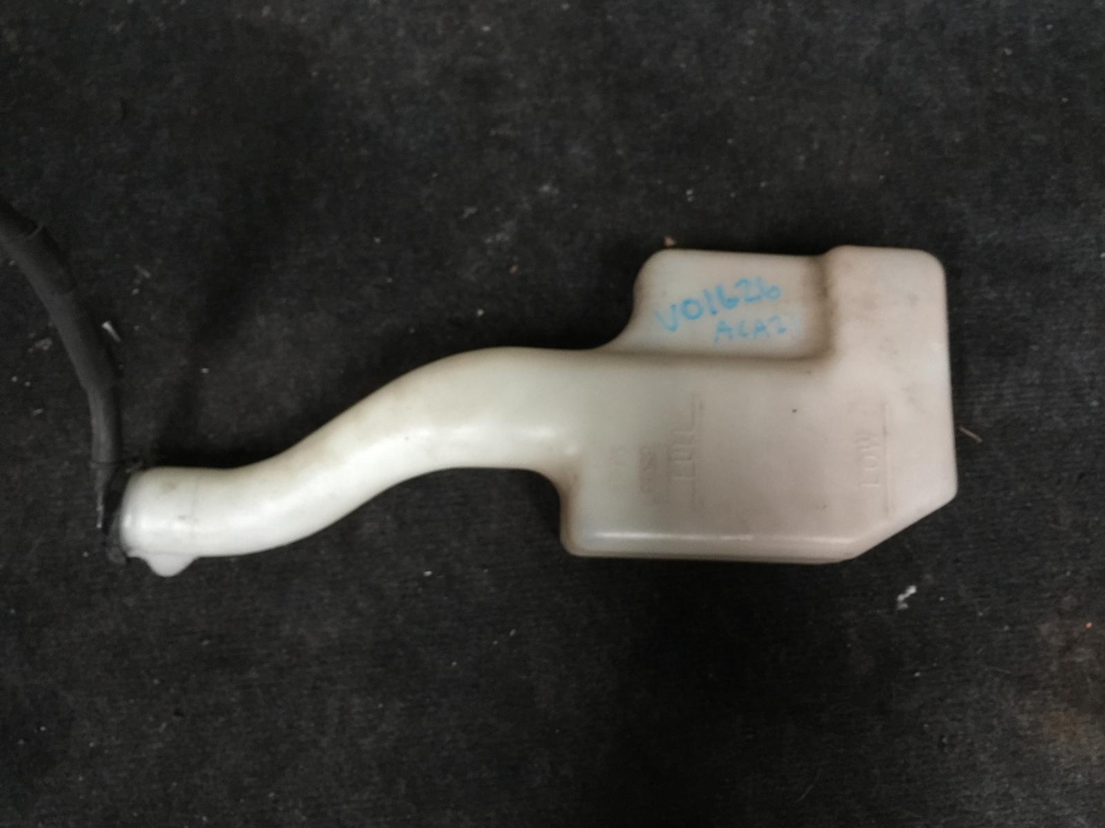 View Auto part Overflow Bottle Toyota Rav4 2002