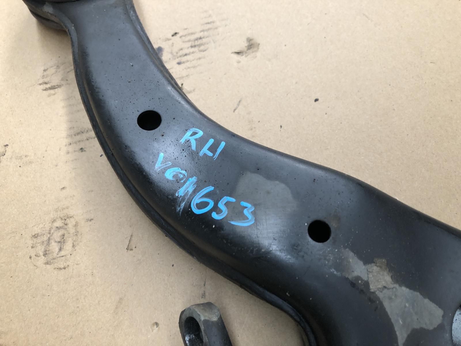 Right Front Lower Control Arm Camry Toyota 2003