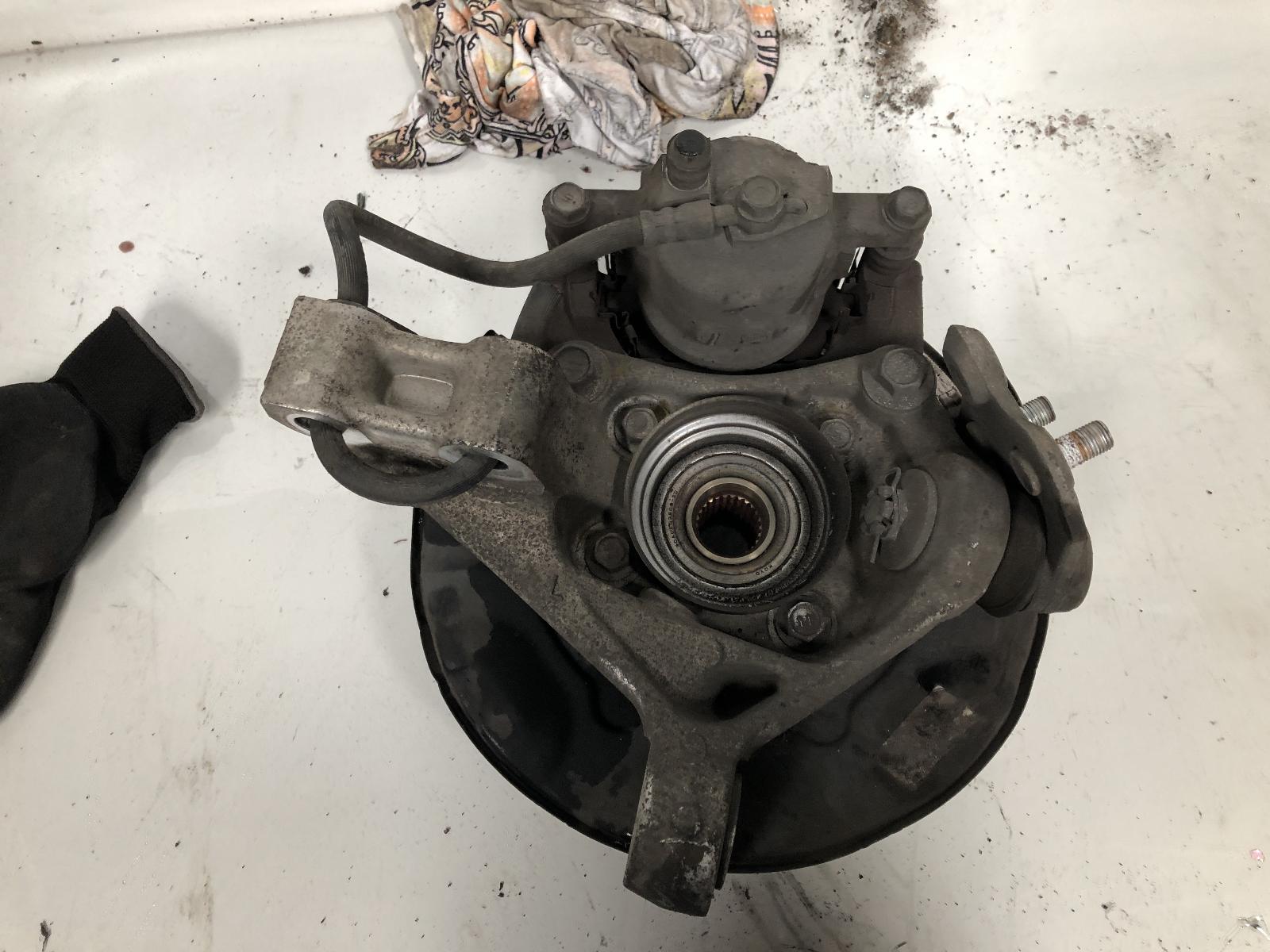 View Auto part Left Front Hub Assembly Toyota Prius 2005