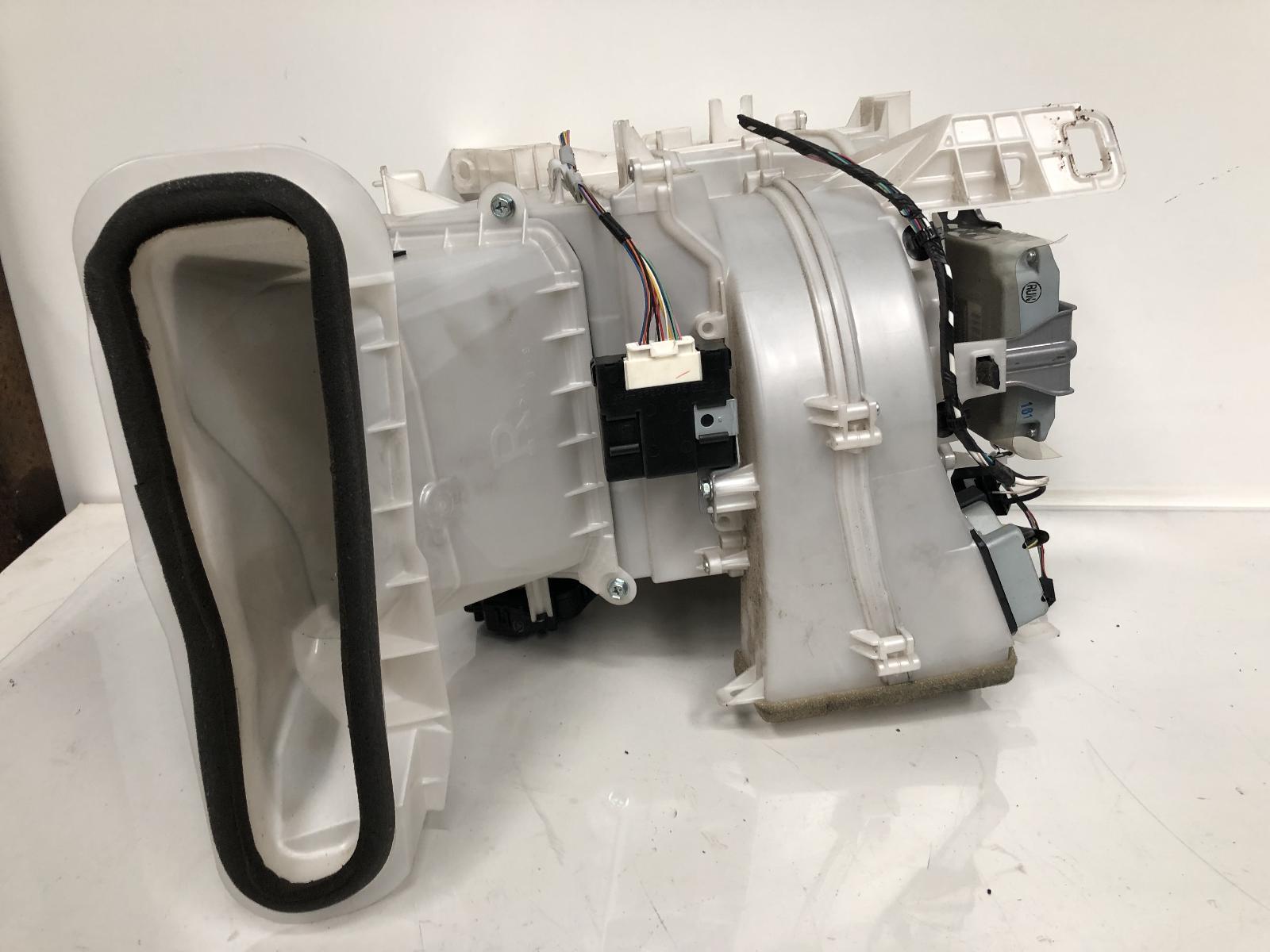 View Auto part A/C Assembly (Kit) Toyota Prius 2005