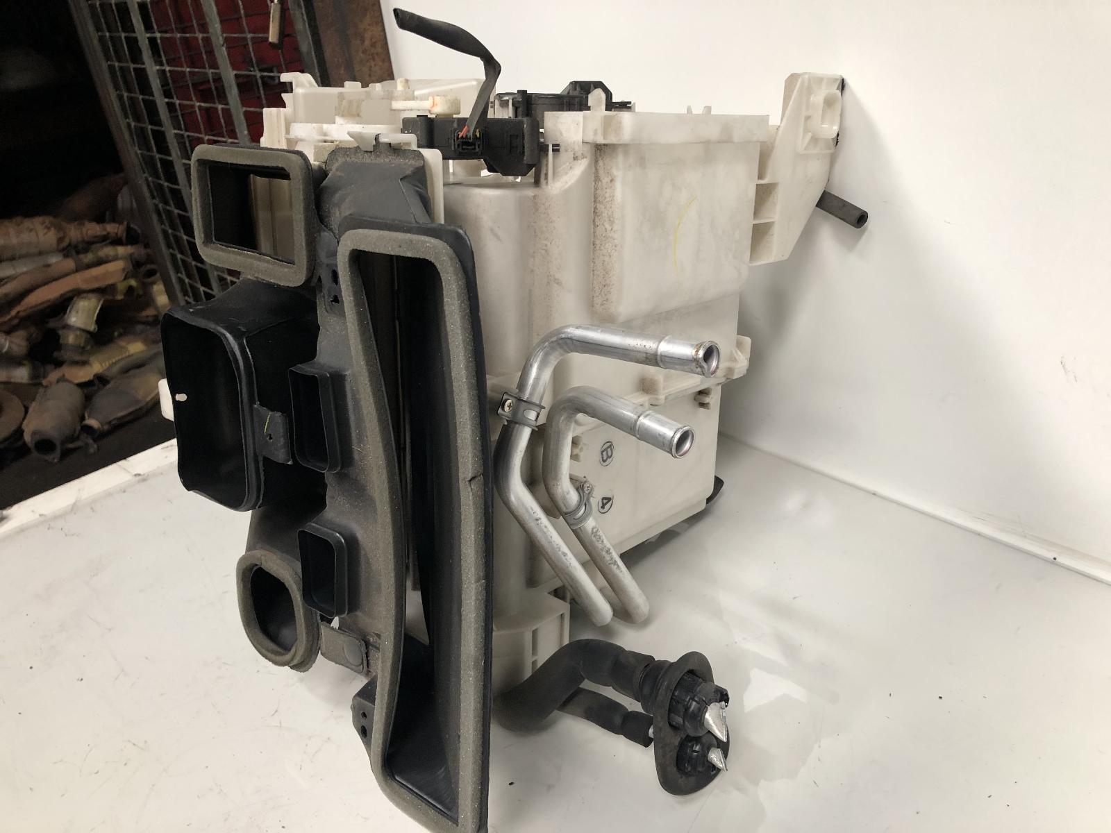 View Auto part A/C Assembly (Kit) Toyota Prius 2005