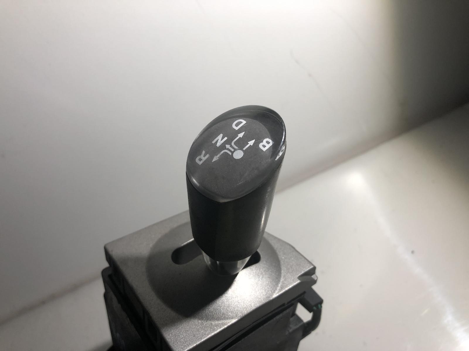 View Auto part Gear Stick/Shifter Toyota Prius 2005