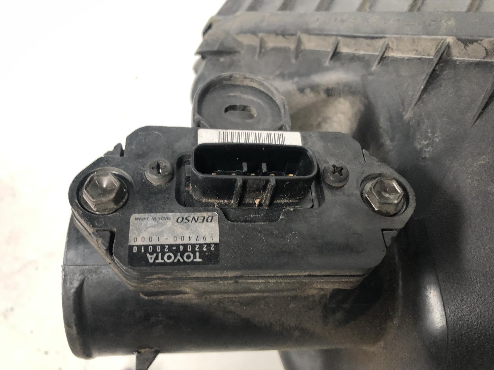 View Auto part Air Cleaner/Box Toyota Camry 1999