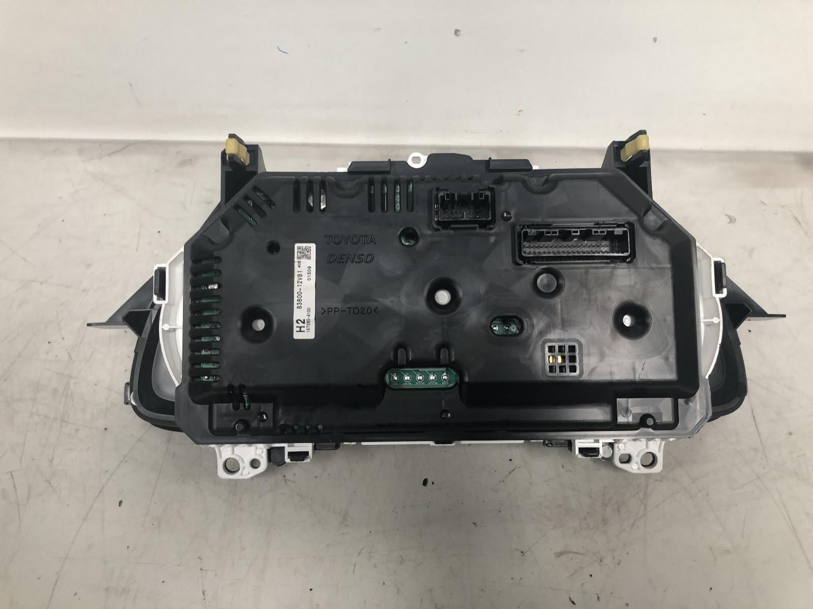 View Auto part Instrument Cluster Toyota Corolla 2015