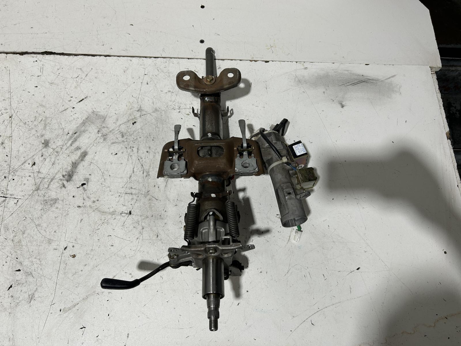 View Auto part Steering Column Lexus Is200/is300 1999