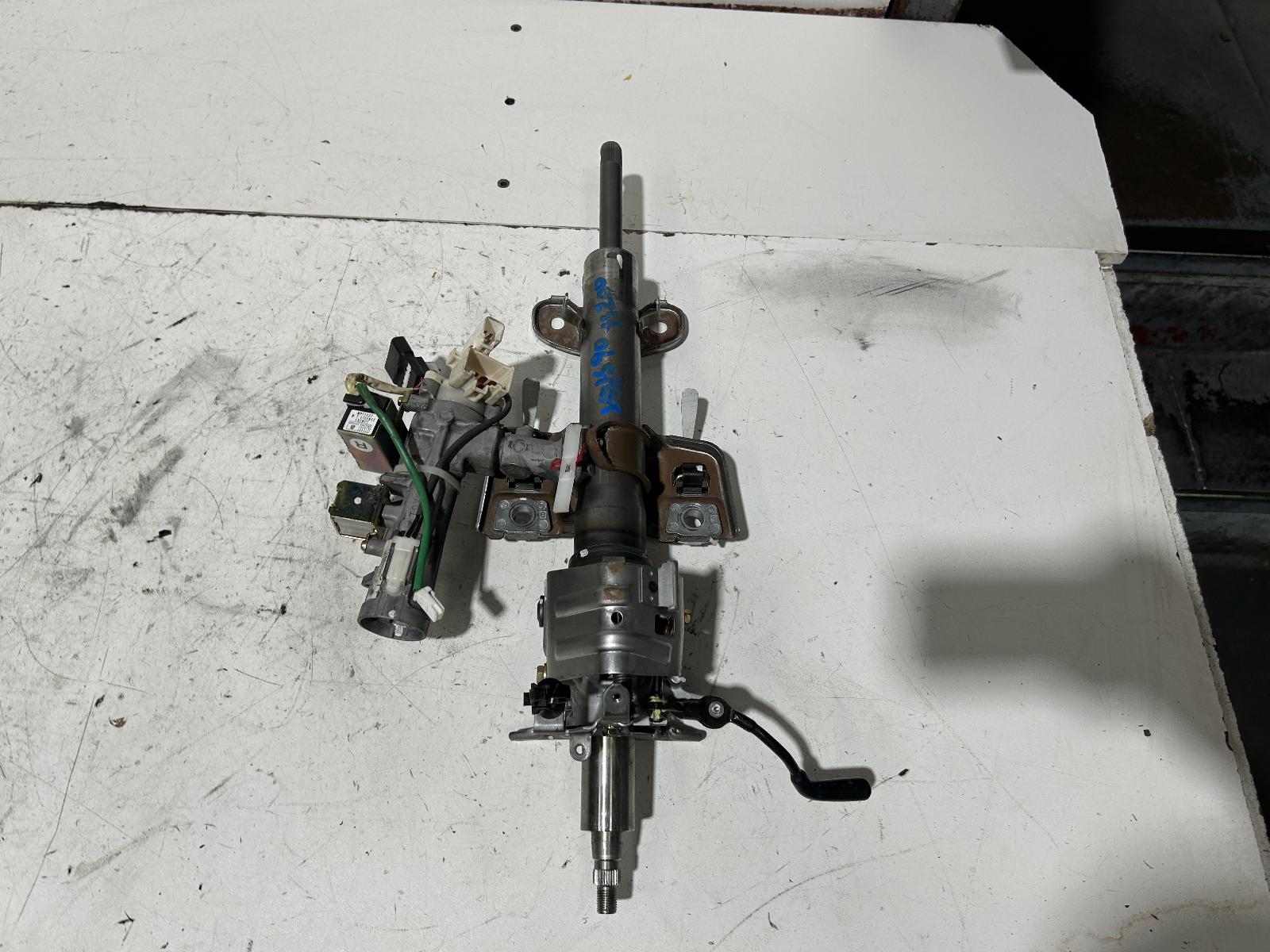 View Auto part Steering Column Lexus Is200/is300 1999