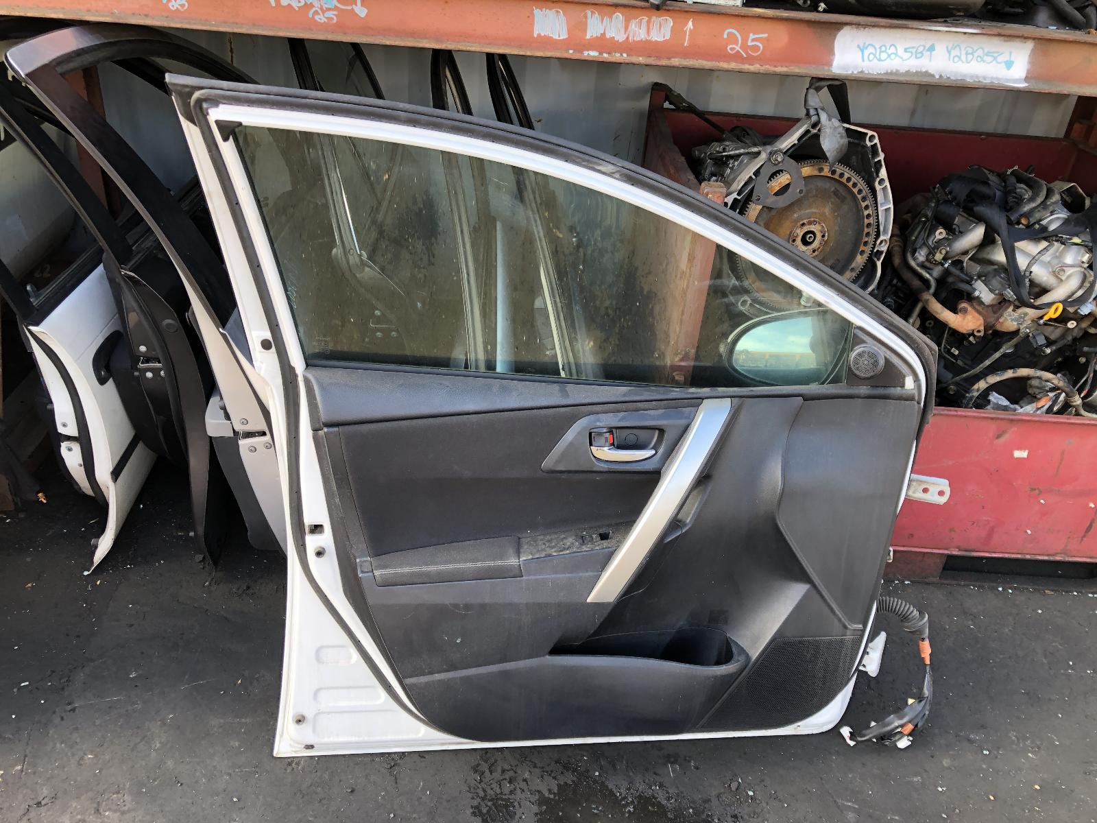 View Auto part Left Front Window Reg/Motor Toyota Corolla 2015