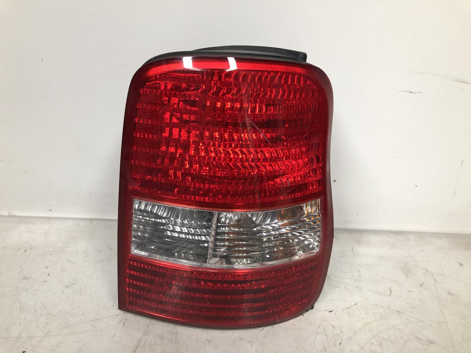 View Auto part Right Taillight Kia Carnival/grand Carnival 2006