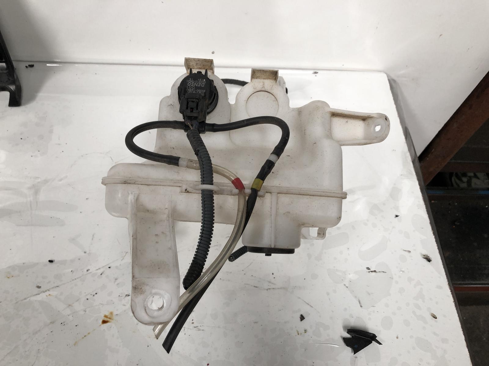 View Auto part Washer Bottle Toyota Corolla 2015