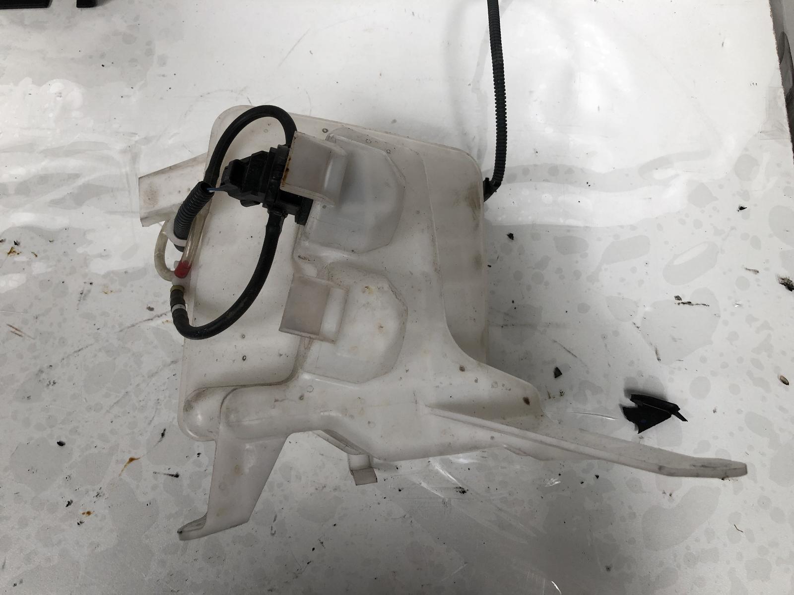 View Auto part Washer Bottle Toyota Corolla 2015