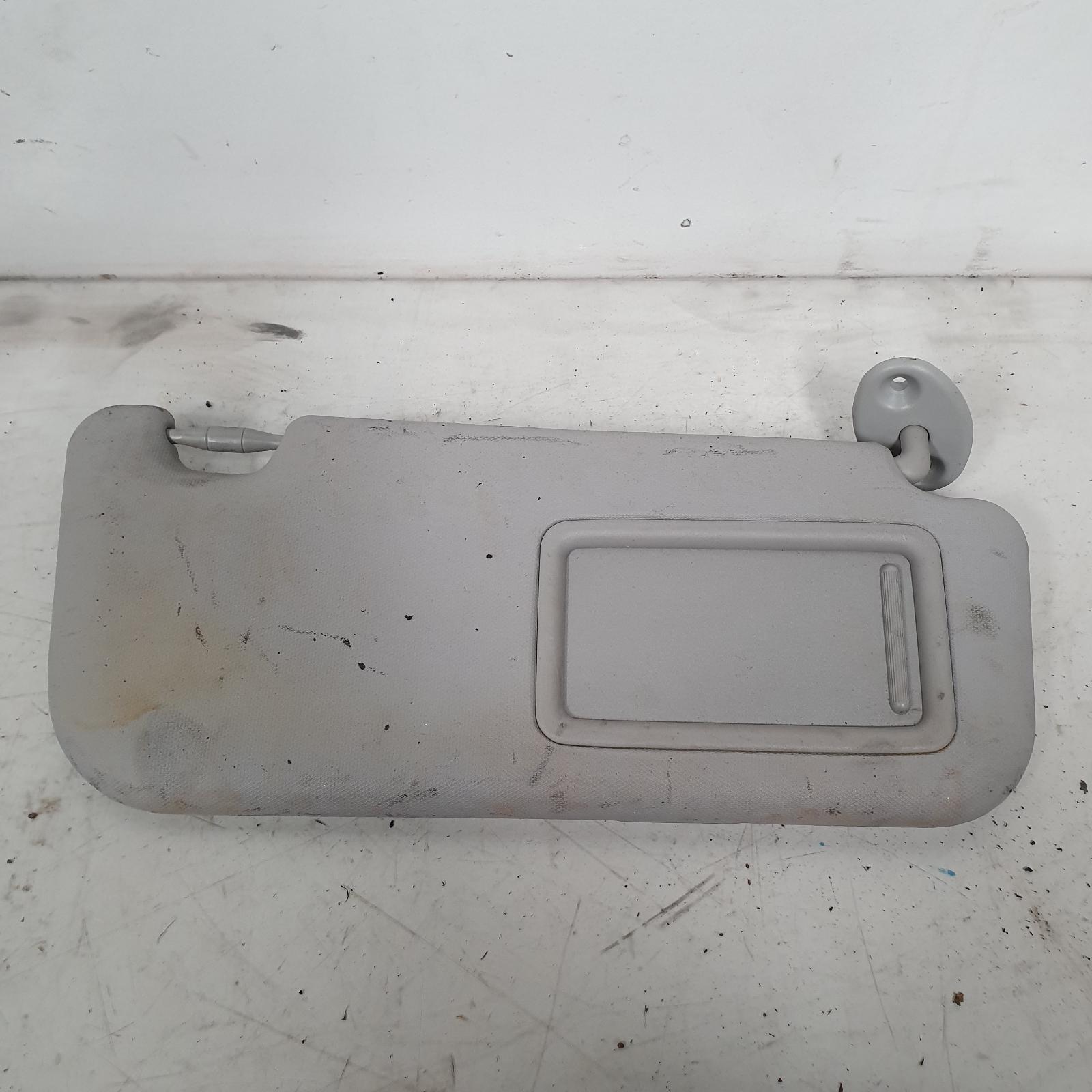 View Auto part Sunvisor Toyota Corolla 2015