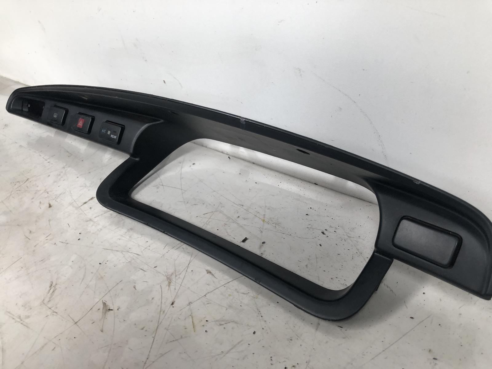 View Auto part Clock Toyota Spacia 1998