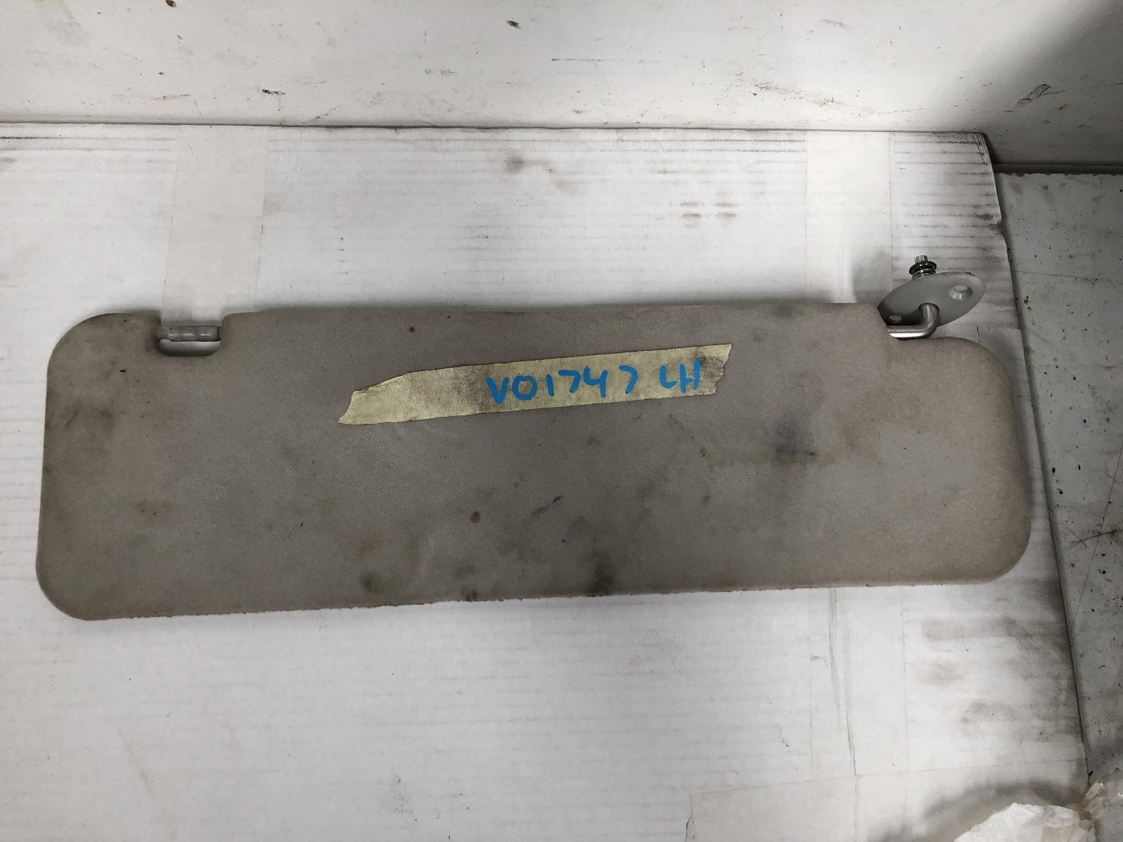 View Auto part Sunvisor Toyota Hiace 2009