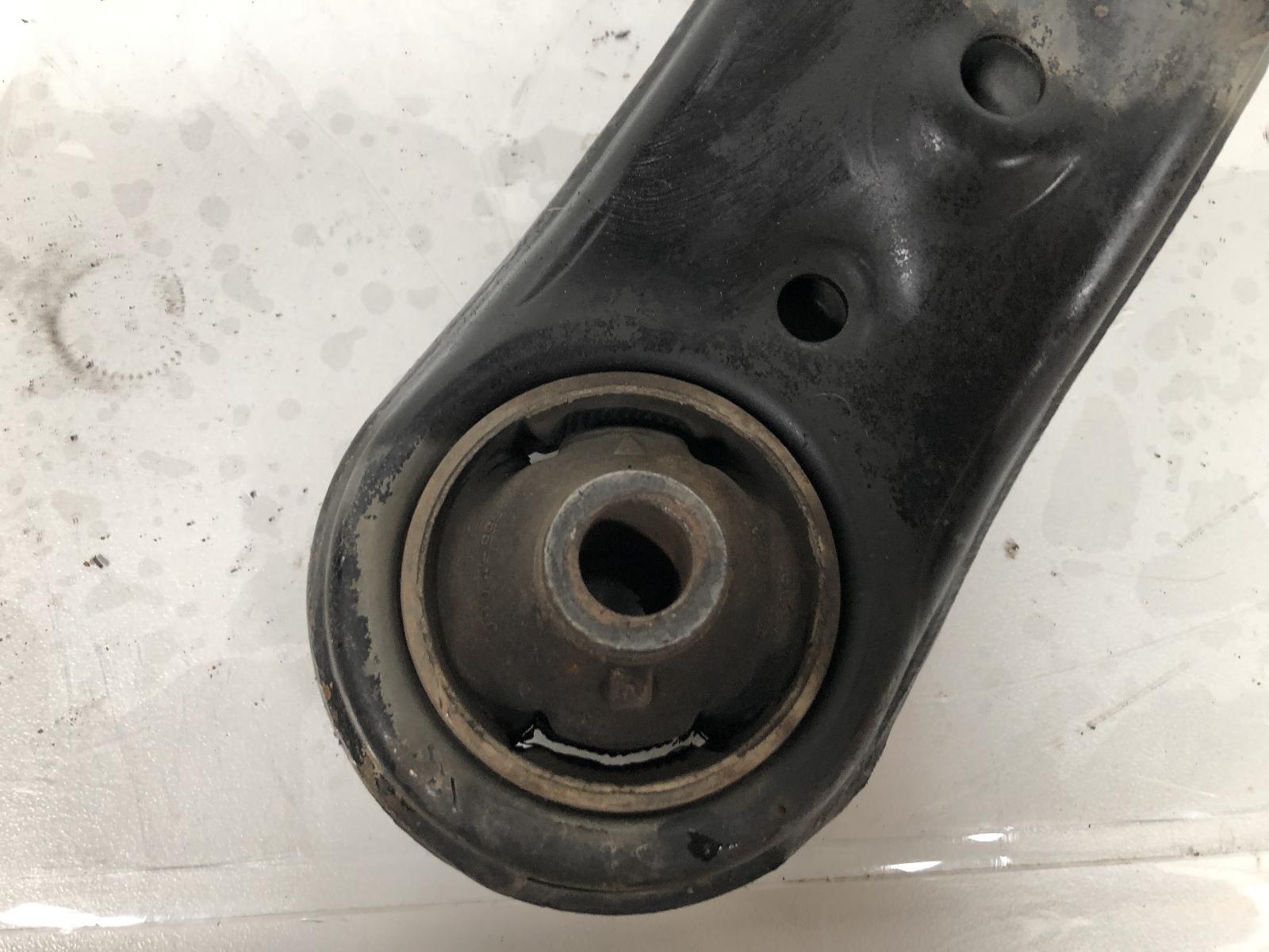 View Auto part Right Front Lower Control Arm Toyota Rav4 2007