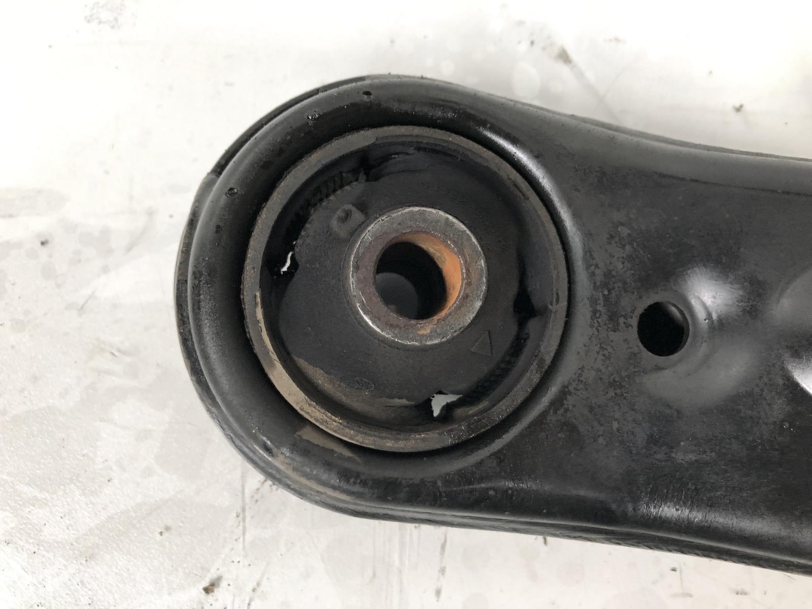 View Auto part Left Front Lower Control Arm Toyota Rav4 2007