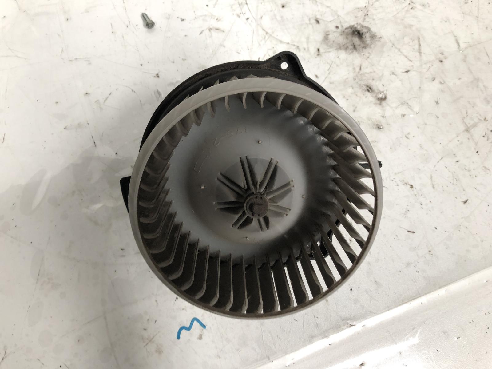 View Auto part Heater Fan Motor Toyota Celica 2001
