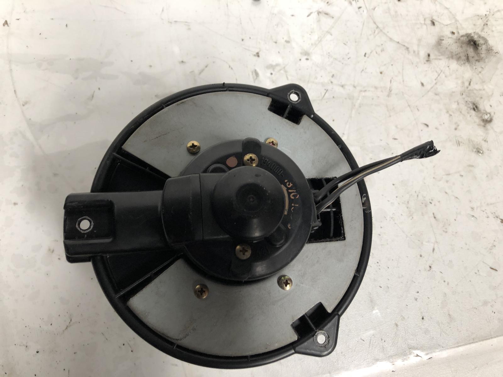 View Auto part Heater Fan Motor Toyota Celica 2001
