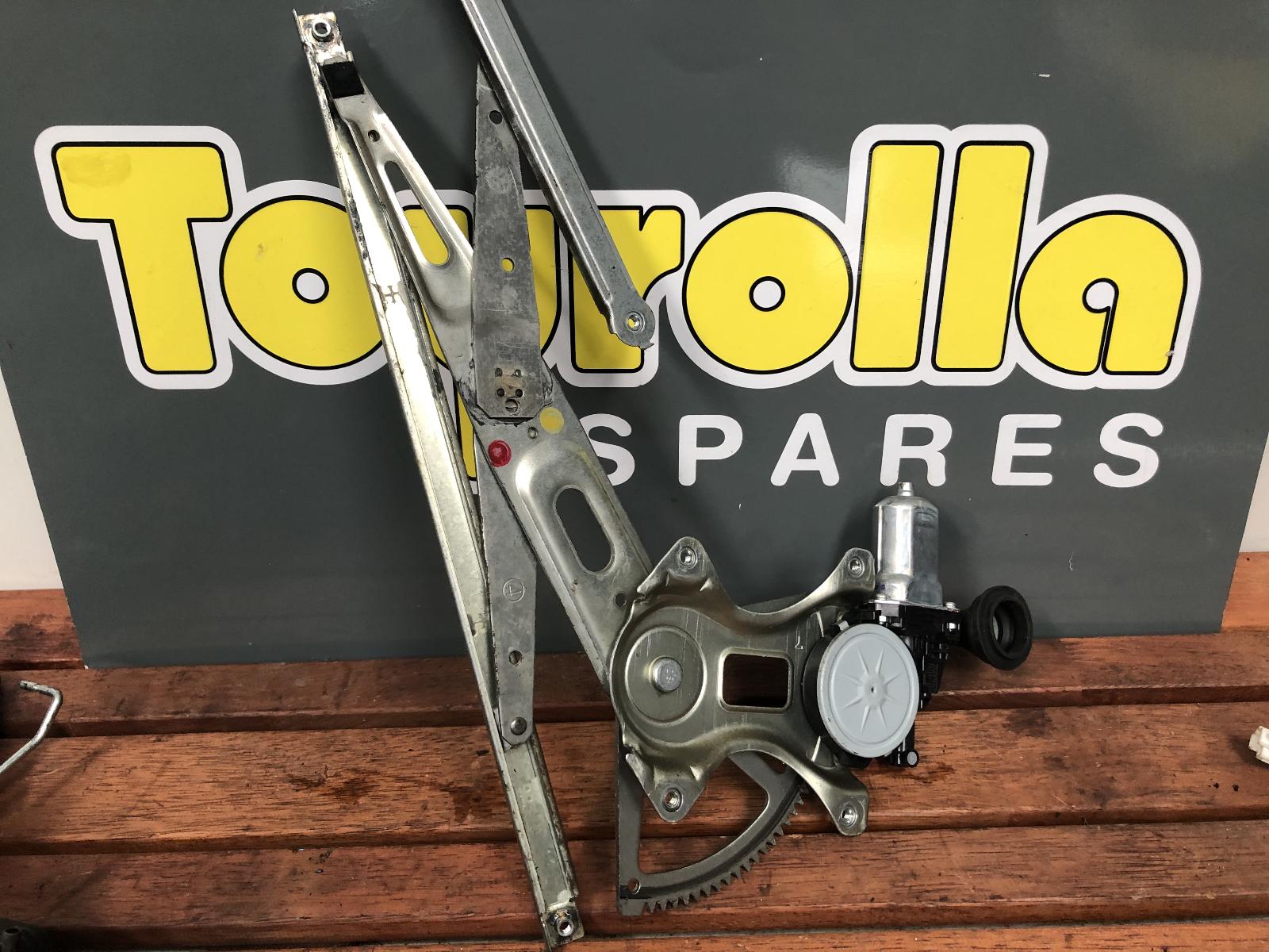View Auto part Left Front Window Reg/Motor Toyota Yaris 2008